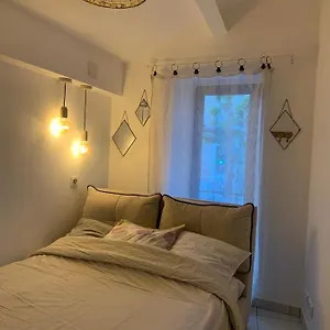 Tinyhouse La Roquette-sur-Siagne